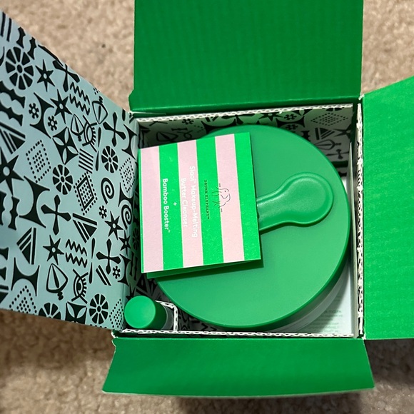 Drunk Elephant Slaai Makeup-Melting Butter Cleanser + Bamboo Booster Exfoliant - Picture 7 of 14